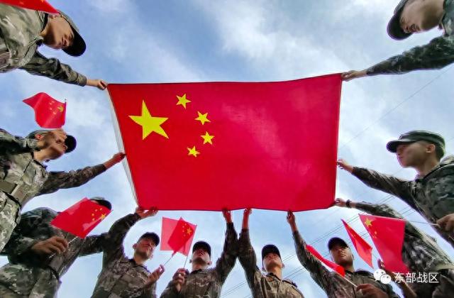 无比自豪并立下誓言为实现中华民族伟大复兴的中国梦而不懈奋斗国庆节