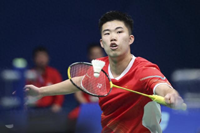新华社记者 陈斌 摄中国队逆转夺冠翁泓阳功不可没1日晚,羽毛球男子