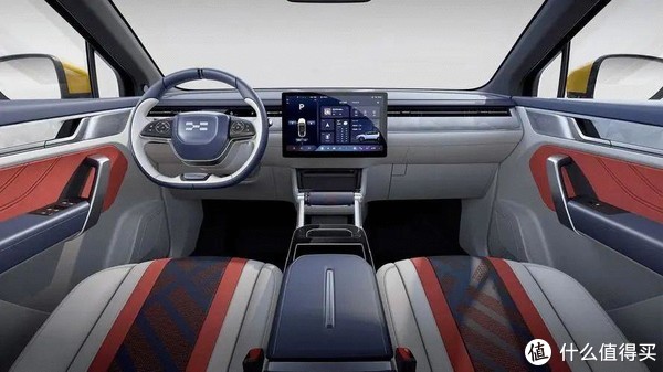 2022 年 11 月 28 日,爱驰汽车与 phoenix ev(菲尼克斯电动汽车有限