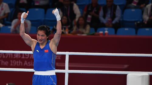 中国队选手李倩夺得拳击女子75公斤级冠军|中国队_新浪财经_新浪网