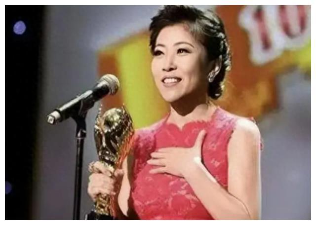 奢华生活！40亿被卷走的体坛败类，逃亡美国住进豪宅|吴冰|体坛|奢华_新浪新闻