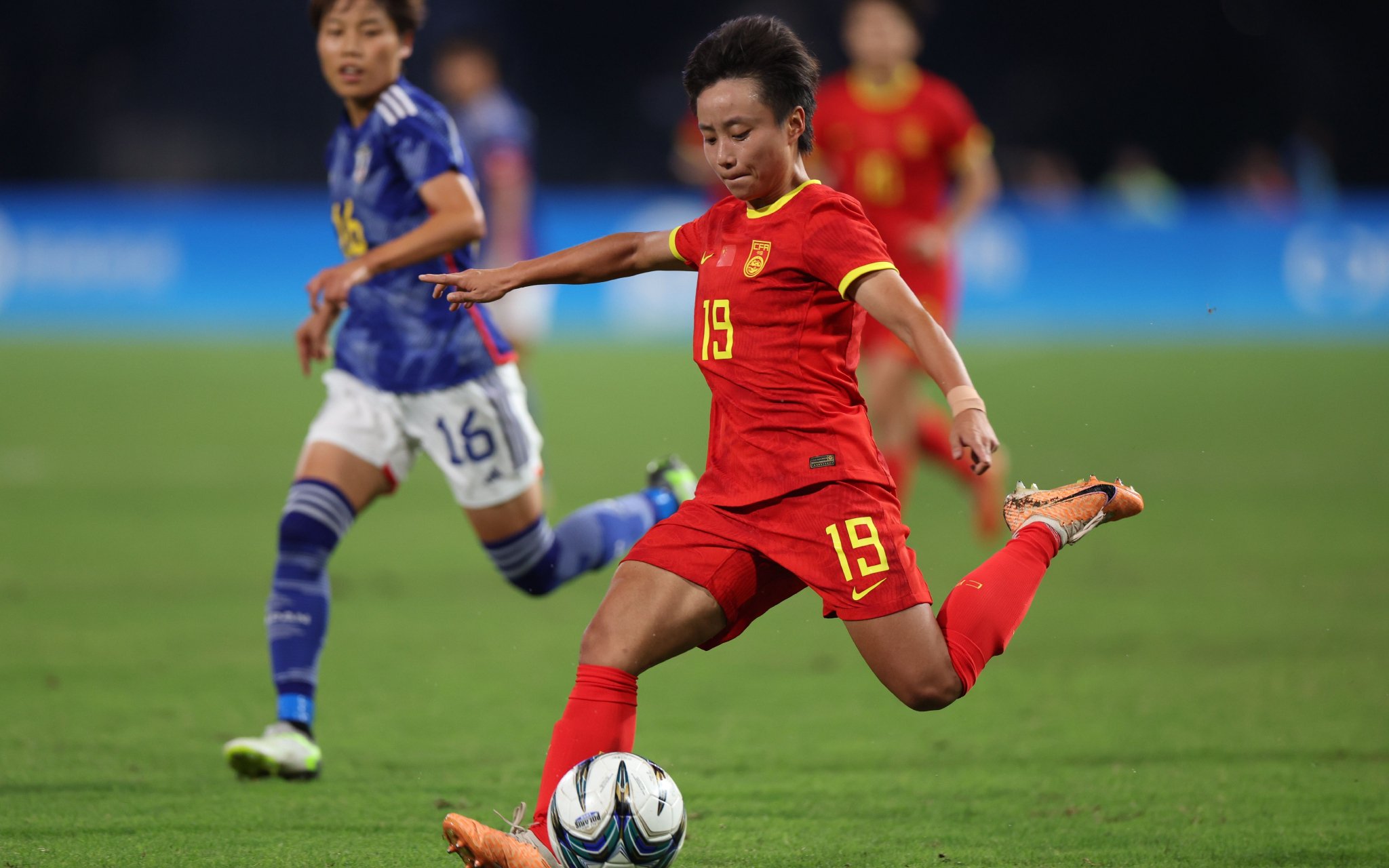 张琳艳、沈梦雨提前离队,中国女足争铜牌之外还有任务|中国女足|张琳艳|亚运会_新浪新闻