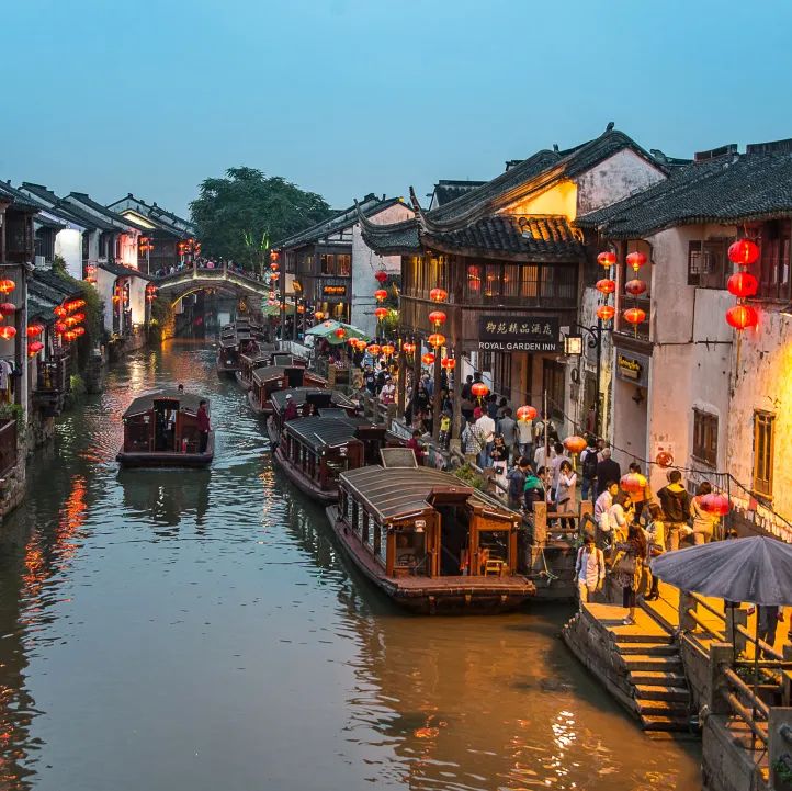 加长版黄金周引爆国内旅游市场_新浪财经_新浪网