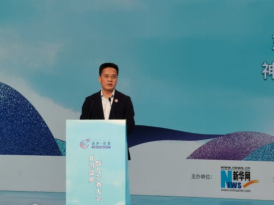 神龙汽车有限公司董事,总经理,党委书记陈彬