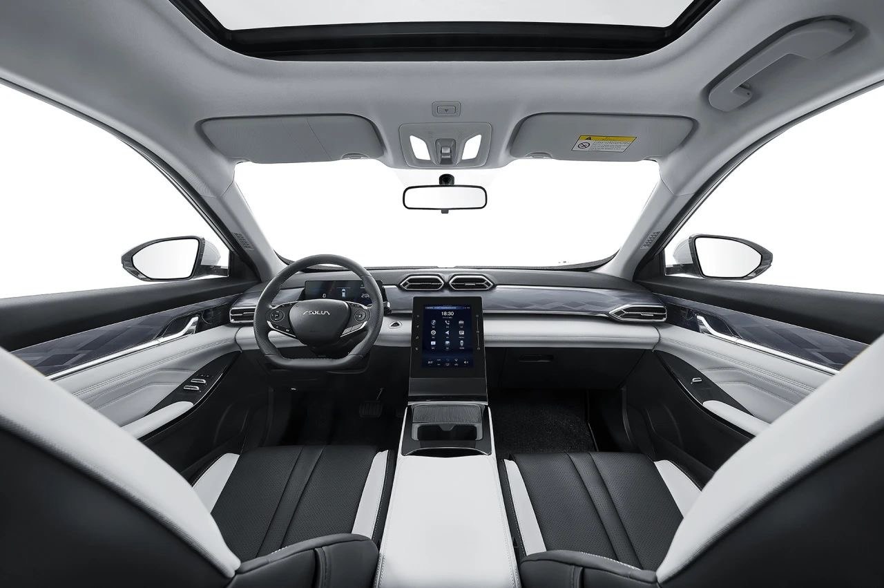 定位大五座中型suv东风风神skyev01官图