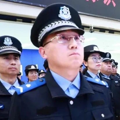 新辅警制服、标识!|公安局|朔州市_新浪新闻