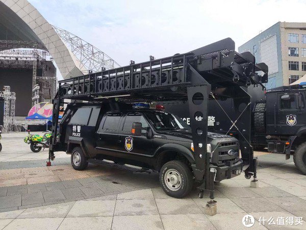 警营开放日看威武特警警车