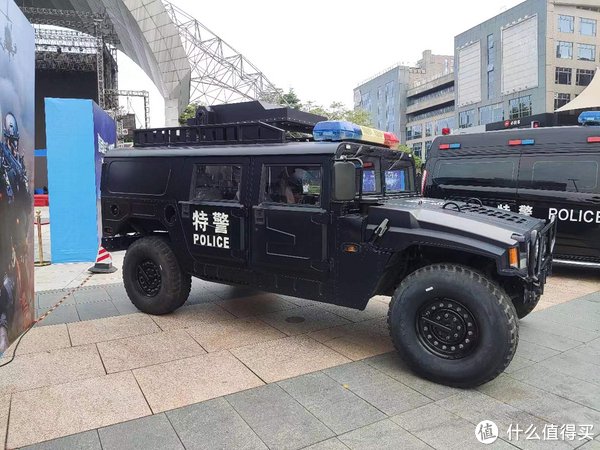 警营开放日看威武特警警车