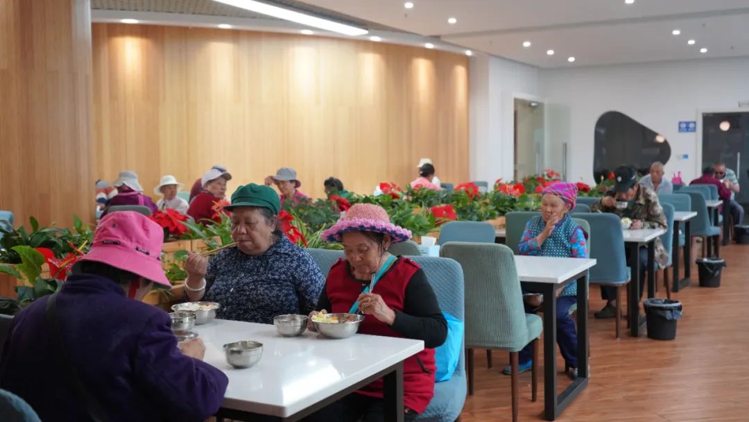 楚雄州人口_楚雄彝族自治州人口志(关于楚雄彝族自治州人口志的简介)(2)