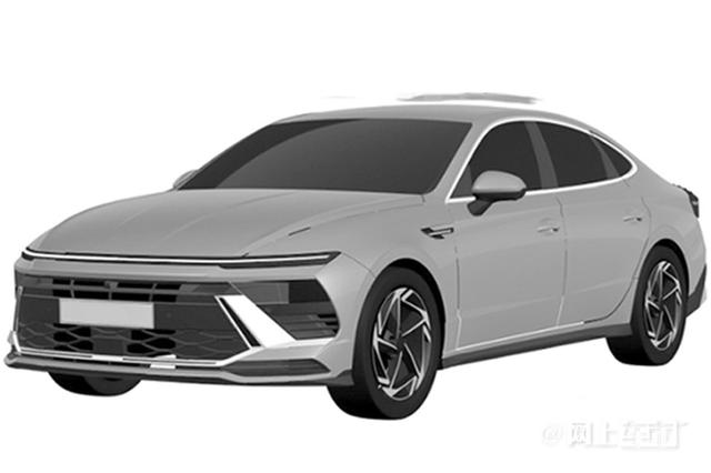 国内专利图新索纳塔已于海外正式亮相,前脸进行重新设计,换装更大尺寸