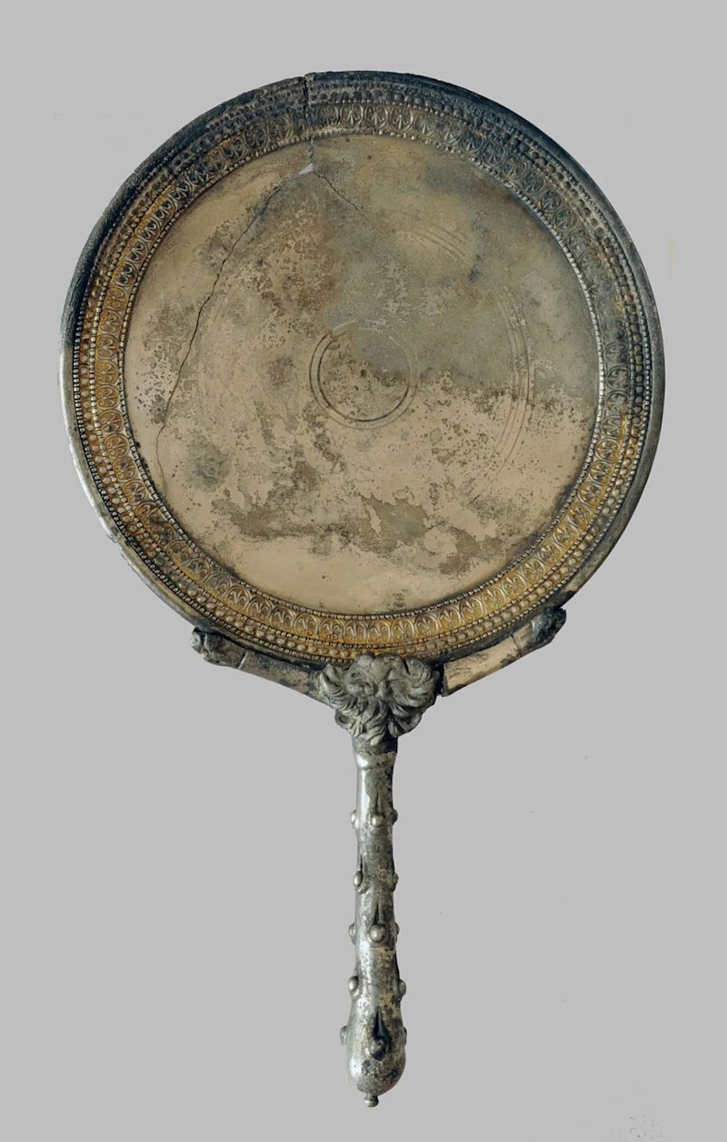 带有可拆卸把手的镜子,银,公元1世纪,直径15厘米,高20厘米,庞贝,警句