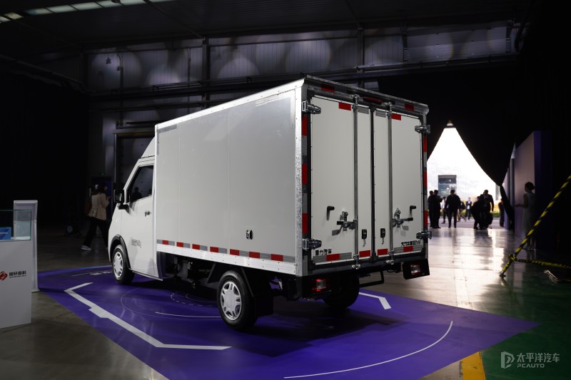 新能源微卡大力牛魔王d05上市 售7.98万元起-新浪汽车