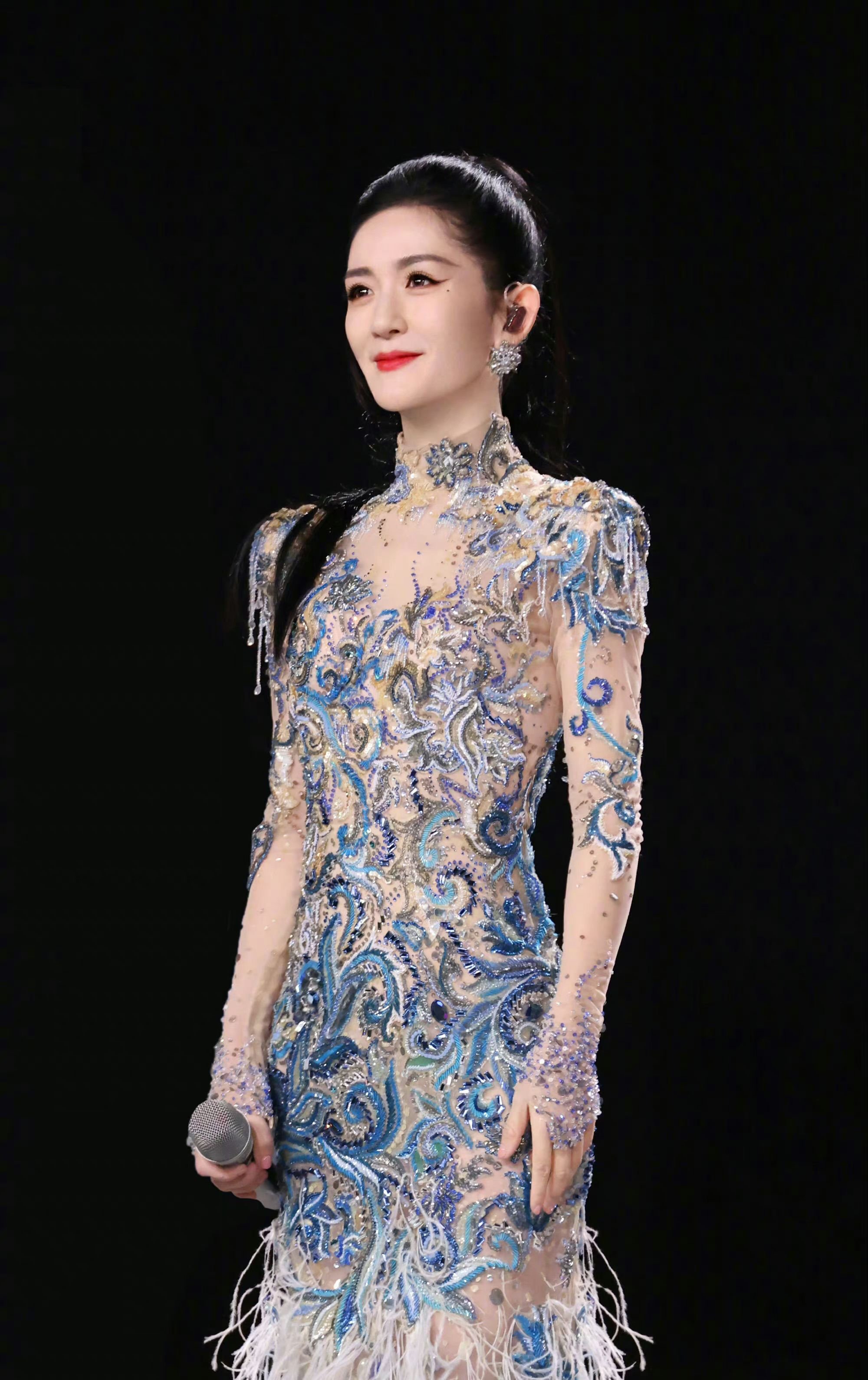 谢娜的生活才是真实的百变大咖秀！|谢娜|百变大咖秀_新浪新闻