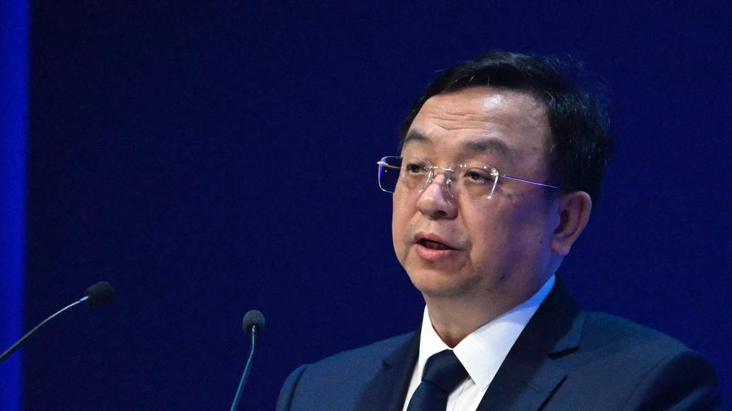 又被传退休?比亚迪回应王传福卸任子公司职务:简化行政流程_新浪财经_
