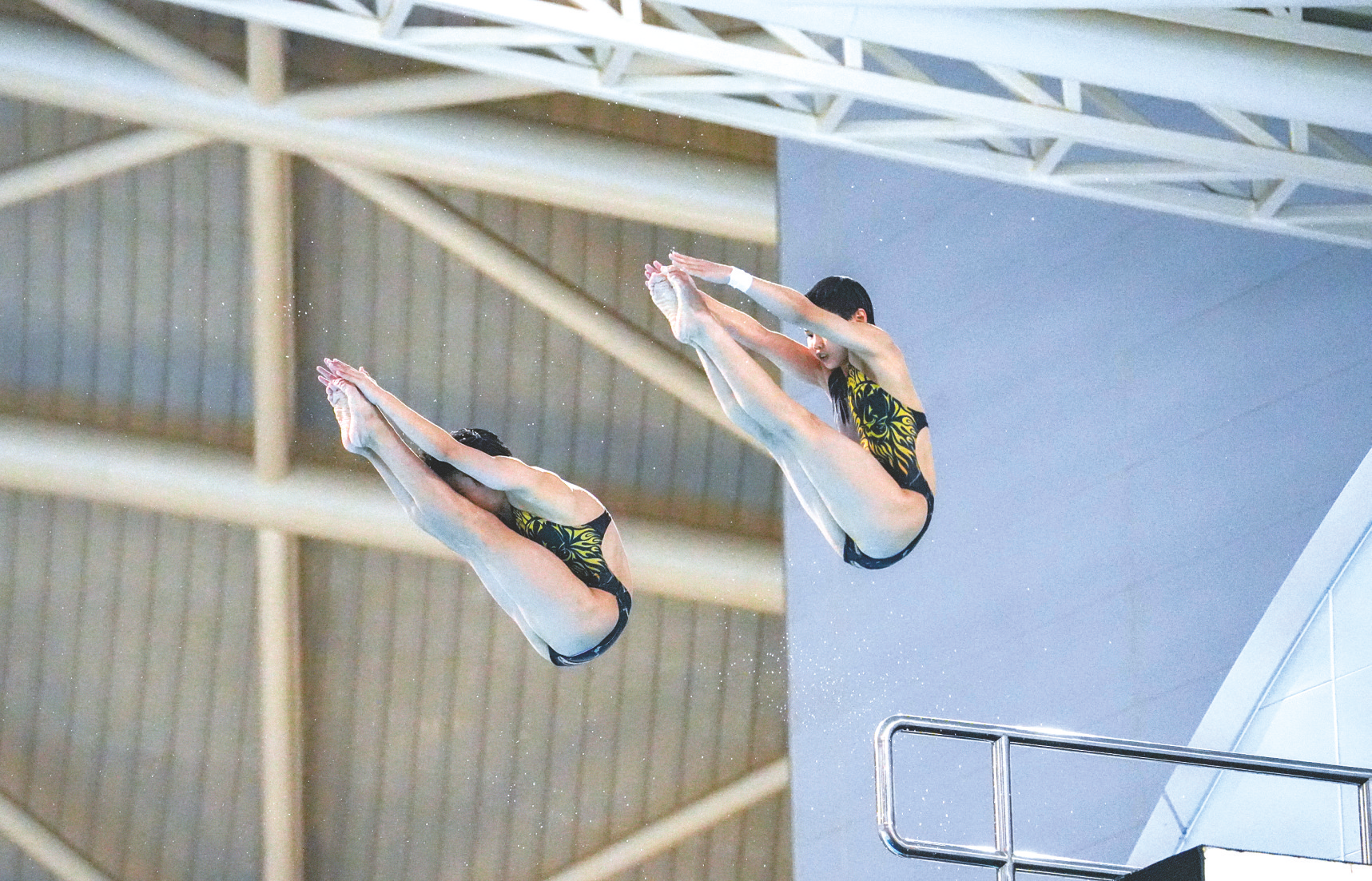 &nbsp;&nbsp;&nbsp;&nbsp;南宁队以精彩的表现在跳水比赛女子双人十米