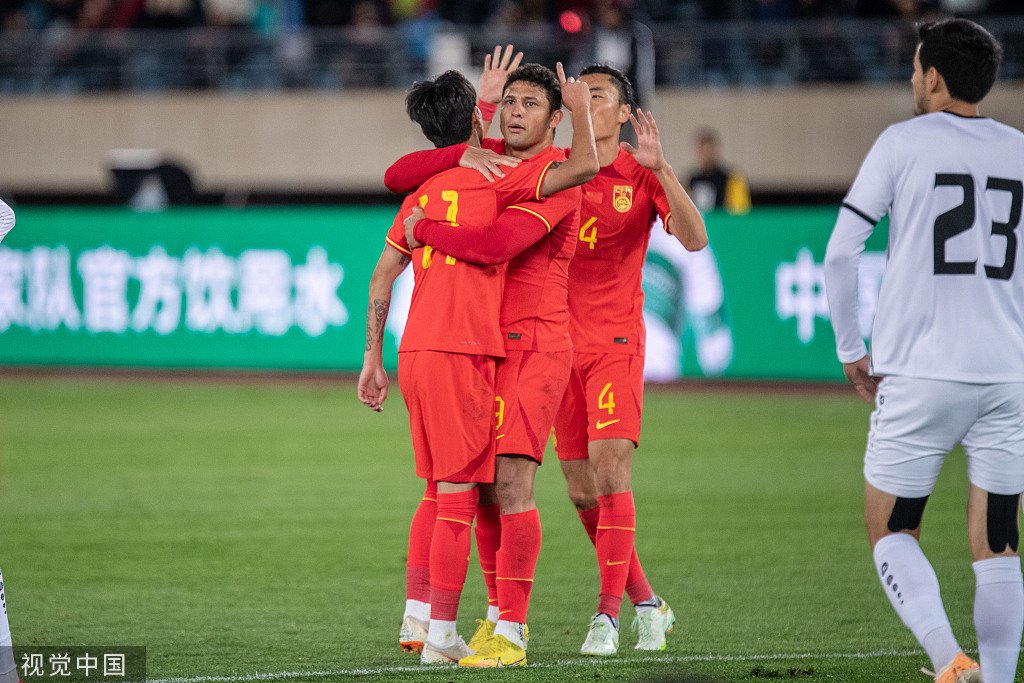 国足热身赛1-2不敌乌兹别克斯坦.