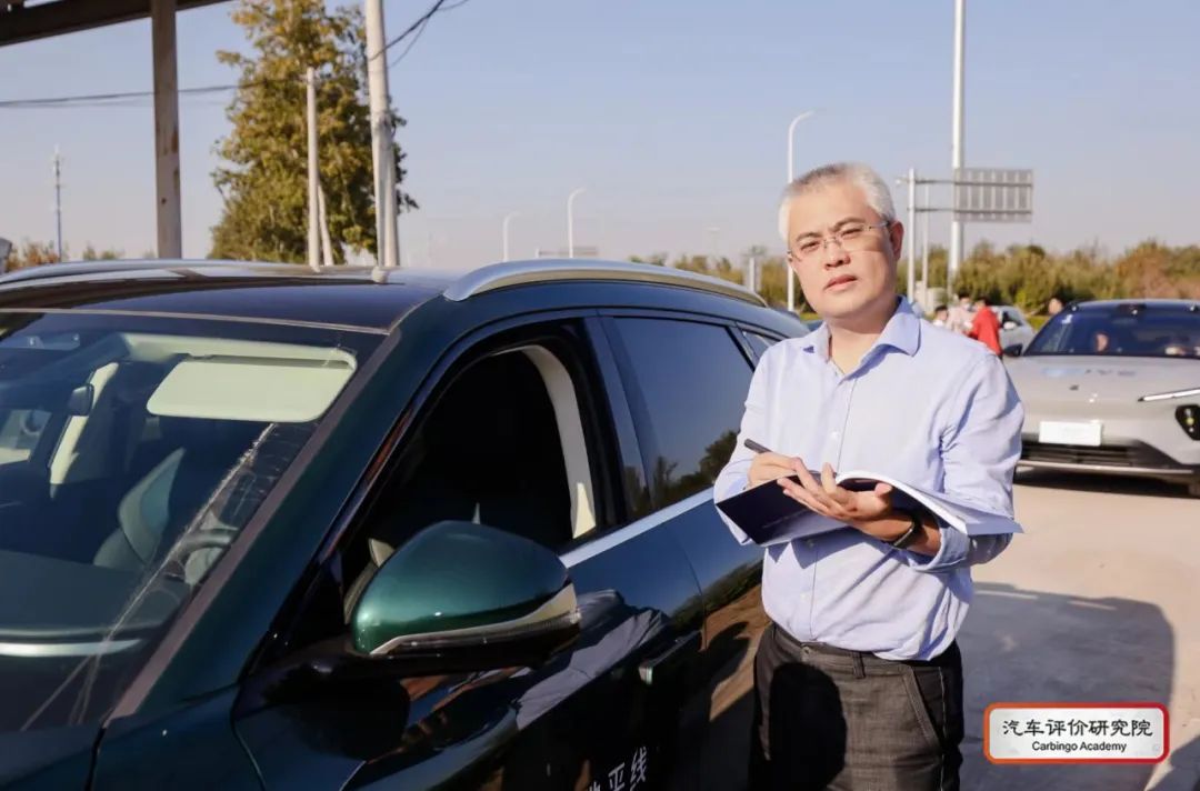 世界智能汽车年度车型评价清华刘宗巍汽车企业应该有选择地去卷