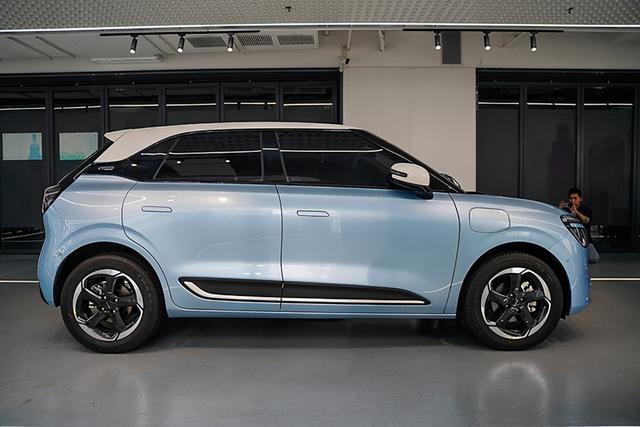 主打a0级市场 年内上市 东风纳米01实车亮相-新浪汽车