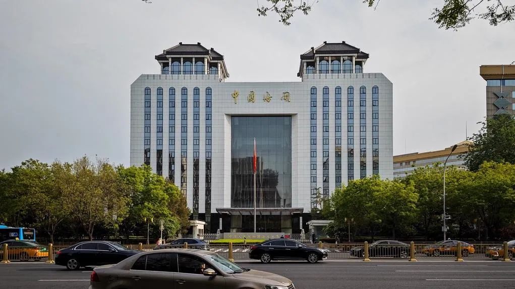 海关总署:11月1日起,出入境人员免于填报健康申明卡