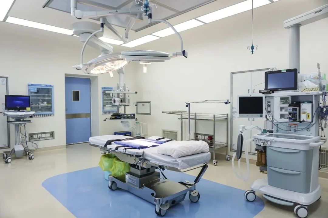 mako机器人辅助完成单髁置换术,术后第一天就能独立行走|手术_新浪