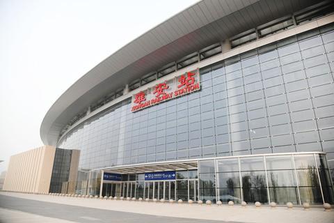 雄安站.戎利彬 摄