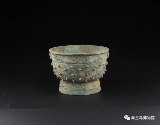 商代 乳钉纹青铜簋