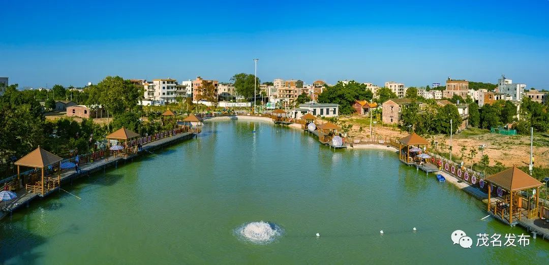 化州市鉴江开发区东方红村.