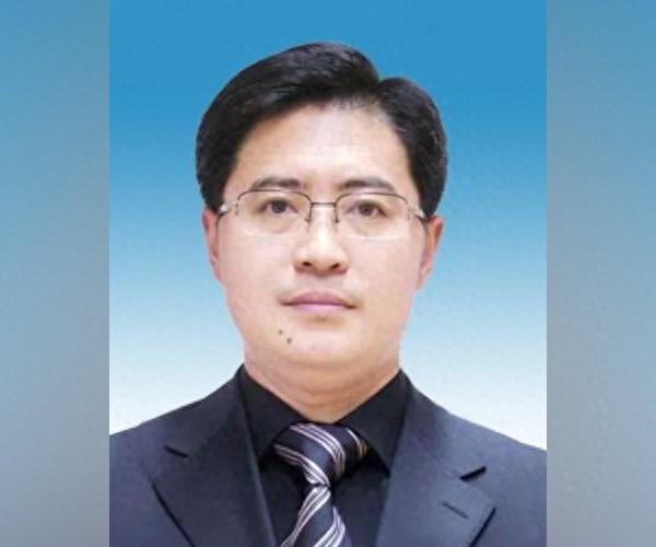 湖北鄂州市委副书记,政法委书记徐艳国履新黄冈市委副书记