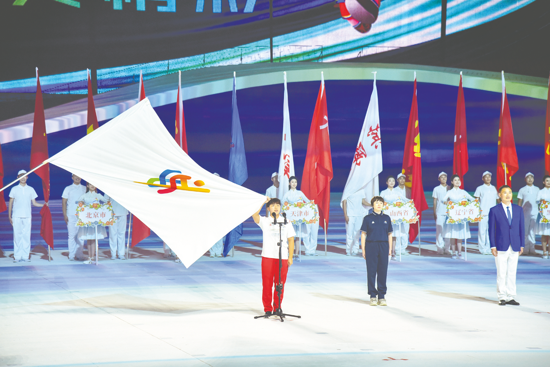 &nbsp;&nbsp;&nbsp;&nbsp;运动员代表姚华莉宣誓.