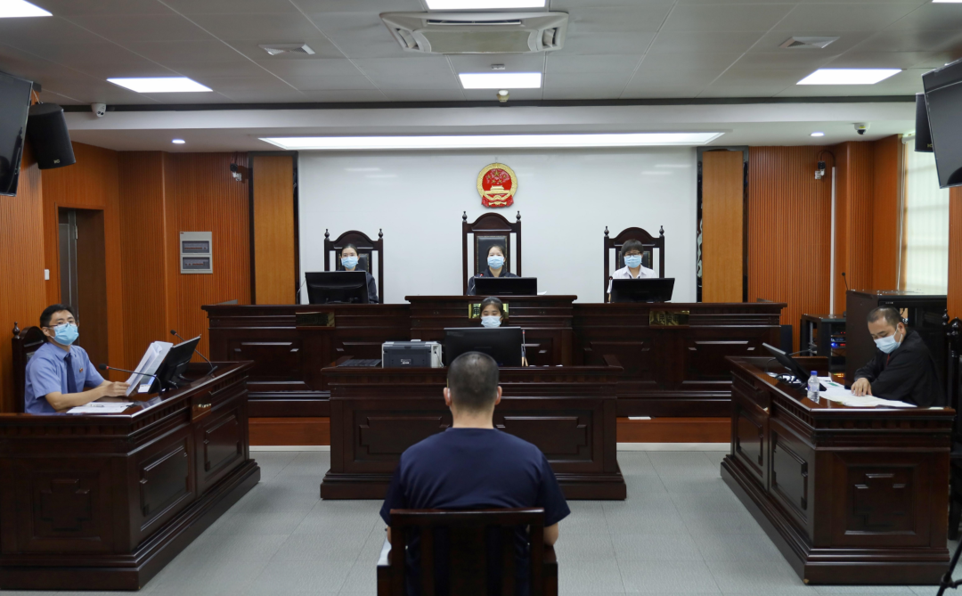 庭审现场照.方锦妍 摄