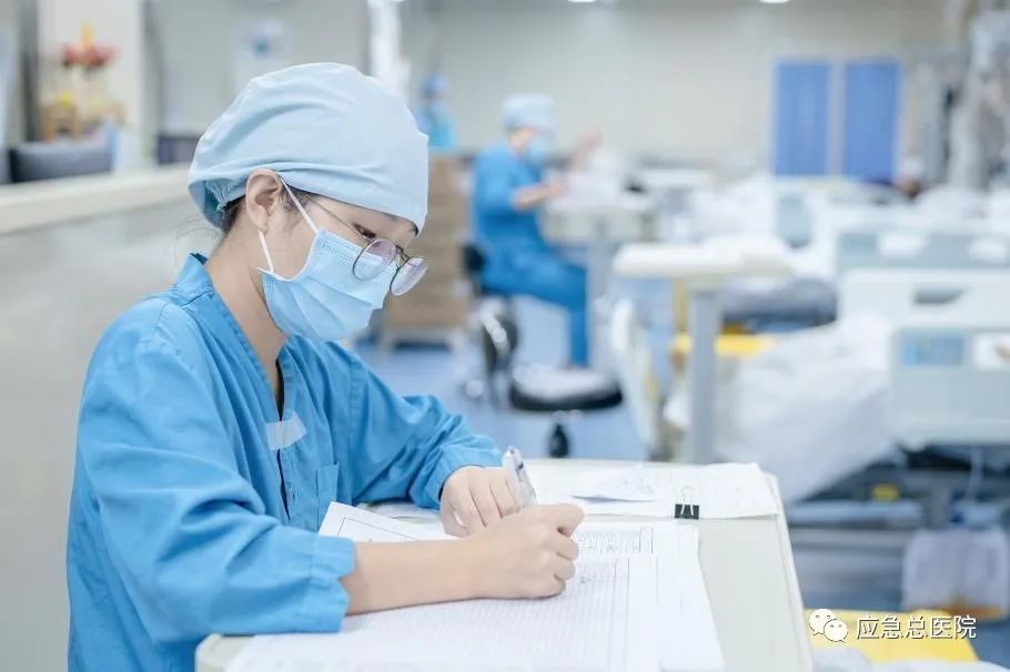 管床护士记录每天监护情况