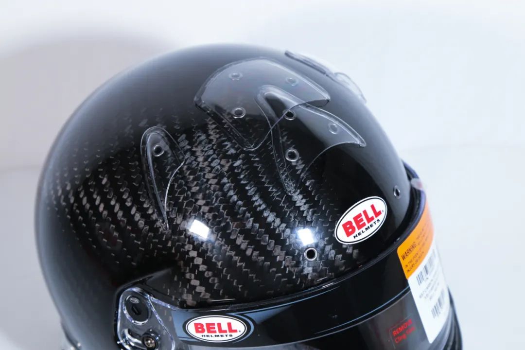 世界冠军,请带上这顶「bell」赛车头盔 | 酷乐汽车|赛车_新浪财经