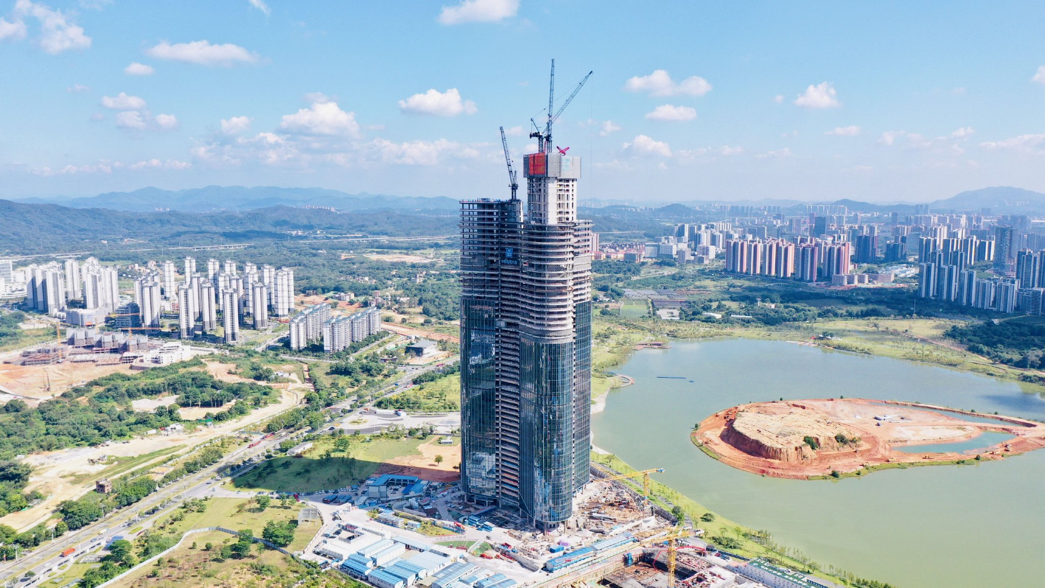 广州黄埔最高地标"知识塔"封顶,中新合作迈向"新高度"|广州市_新浪