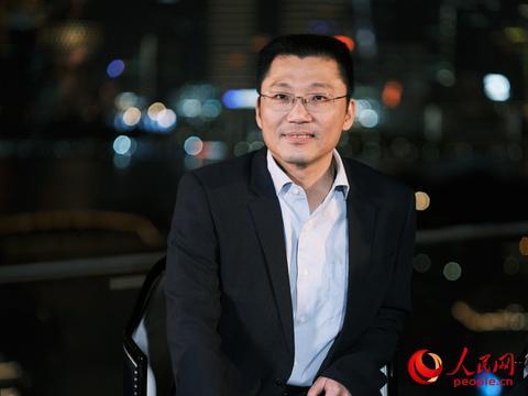 上海市杨浦区委常委,常务副区长尼冰.人民网记者 马天翼摄