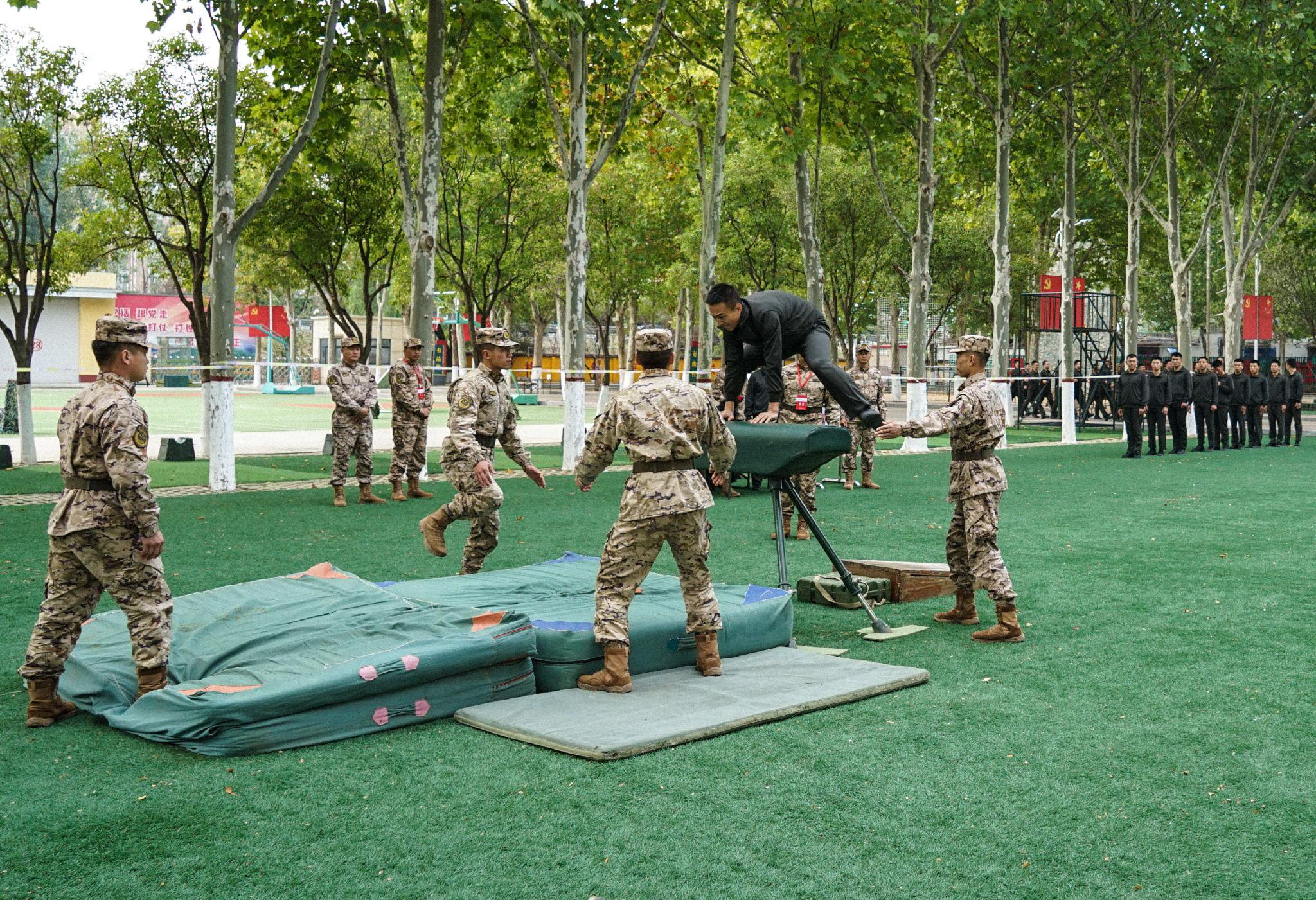 木马考核现场.陈泓延 摄