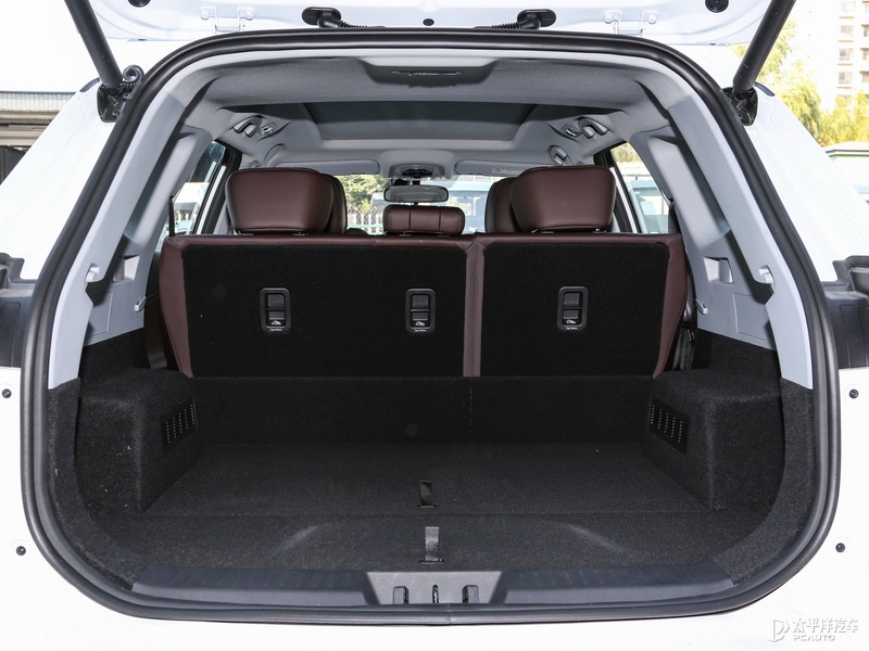 奇瑞瑞虎8plus冠军版正式上市售12491459万元