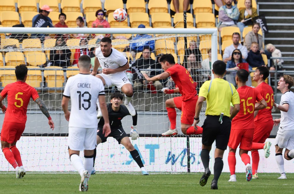 多宝体育- 多宝体育官方网站- 多宝体育APP下载 DUOBAO SPORTS董之英足球队职员迟报名遭学界DQ传统劲旅或失两年精英赛资格