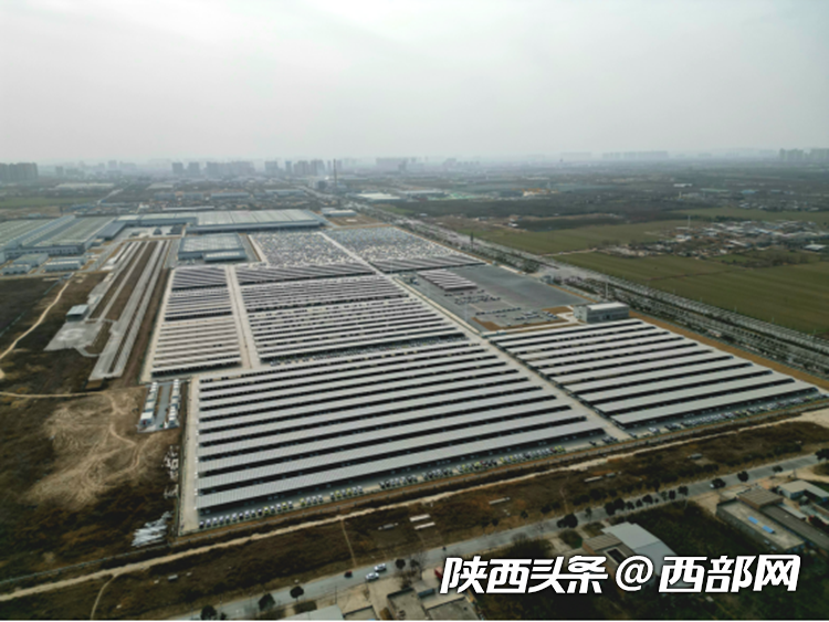 航拍高陵吉利汽车产业园2015年高陵撤县设区,逐渐承接了西安市区大量