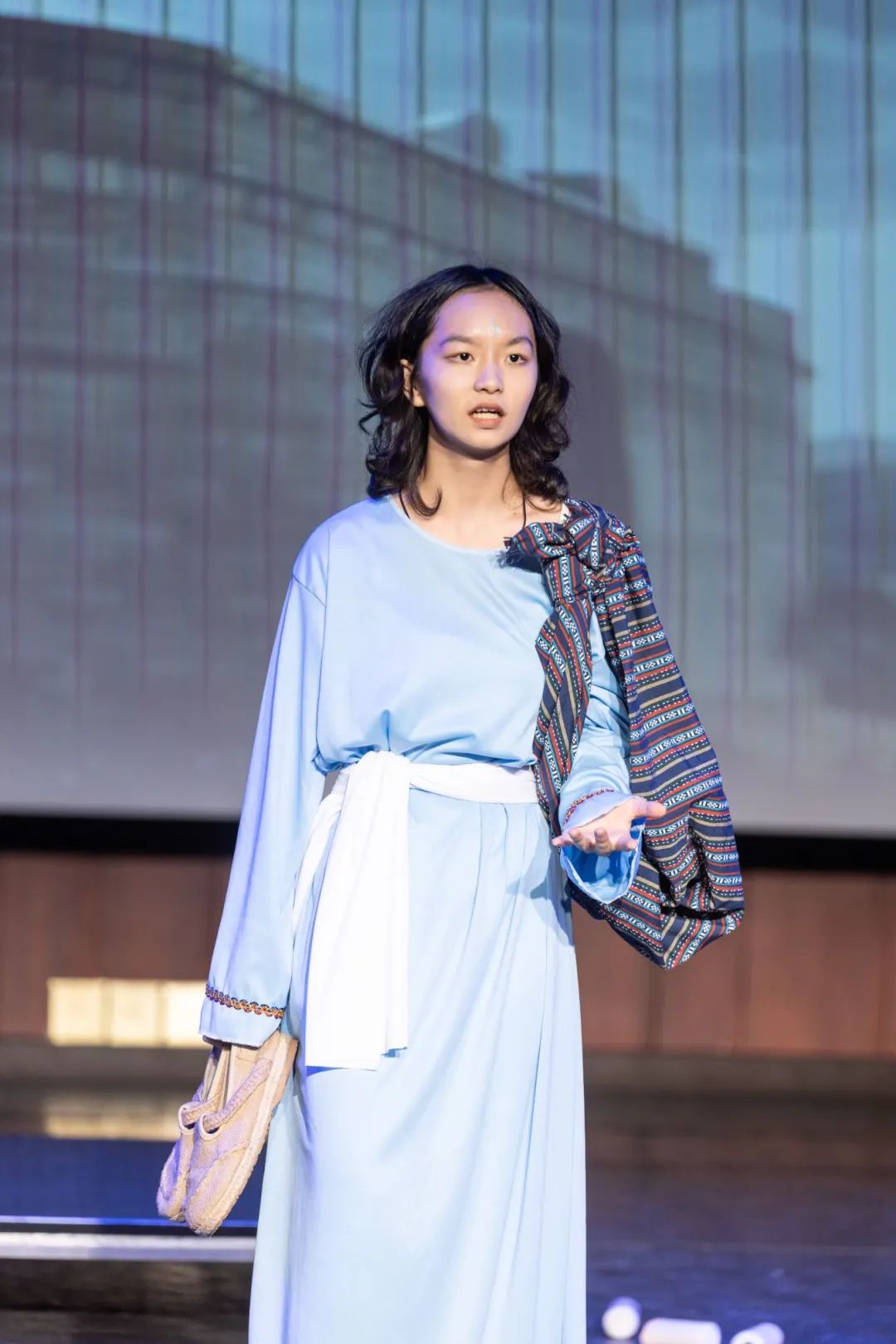 对话李雨珊:钟爱戏剧,因为我们永远无法同时拥有青春及其感受|戏剧