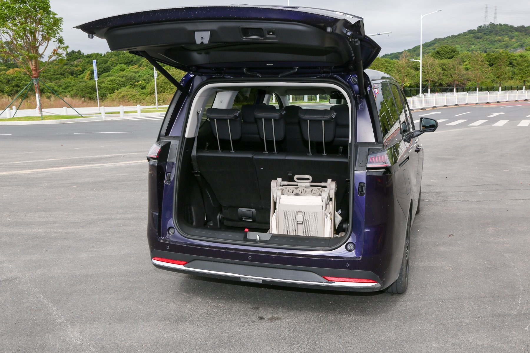 恰到好处的家用mpv体验传祺e8