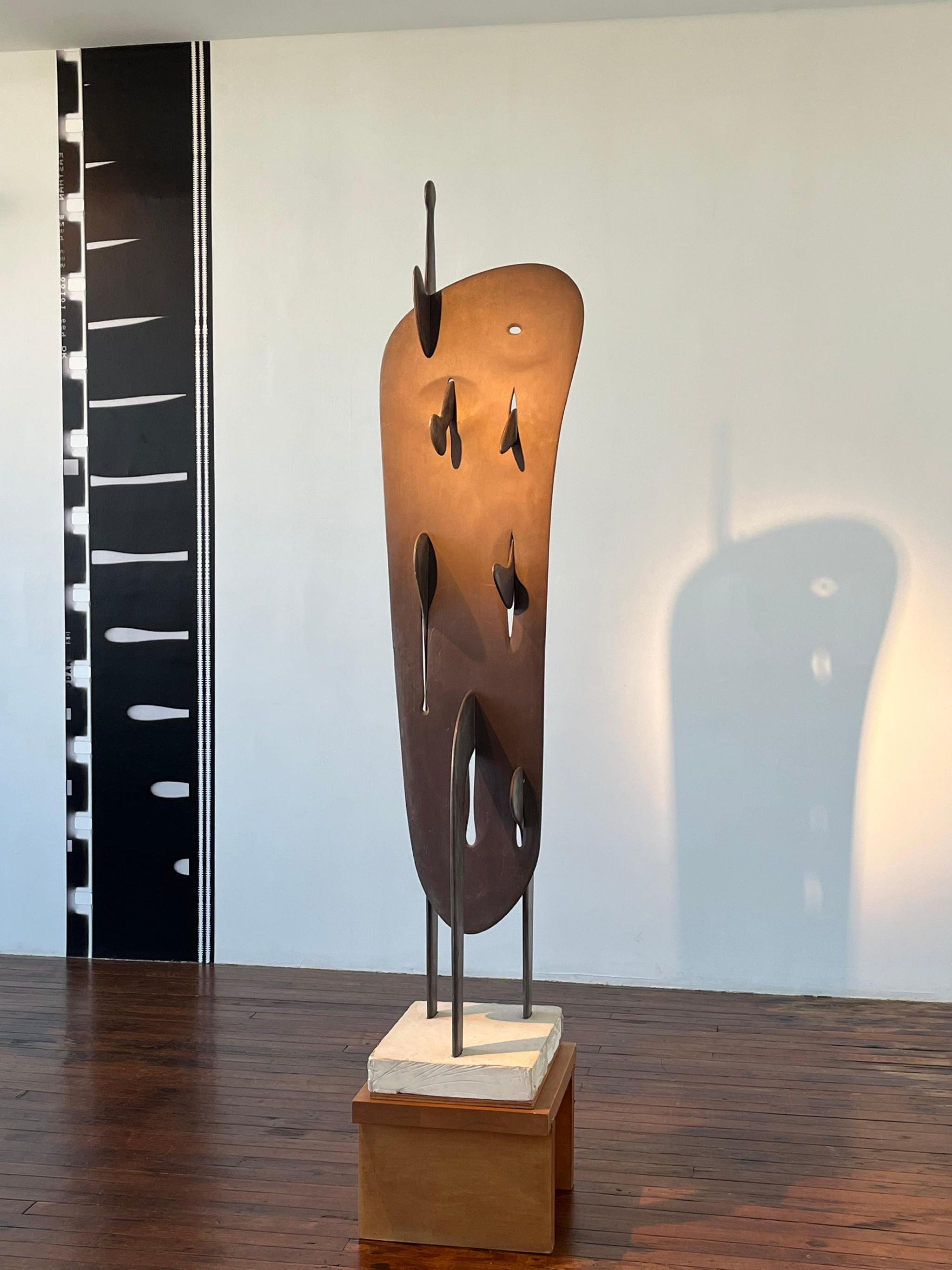 野口勇作品《格里高利》材料:石板,作于1945年.图片由作者拍摄