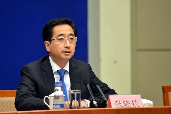 张晓钦出生于1968年1月,江苏南通人,曾任钦州市市长,市委书记等职