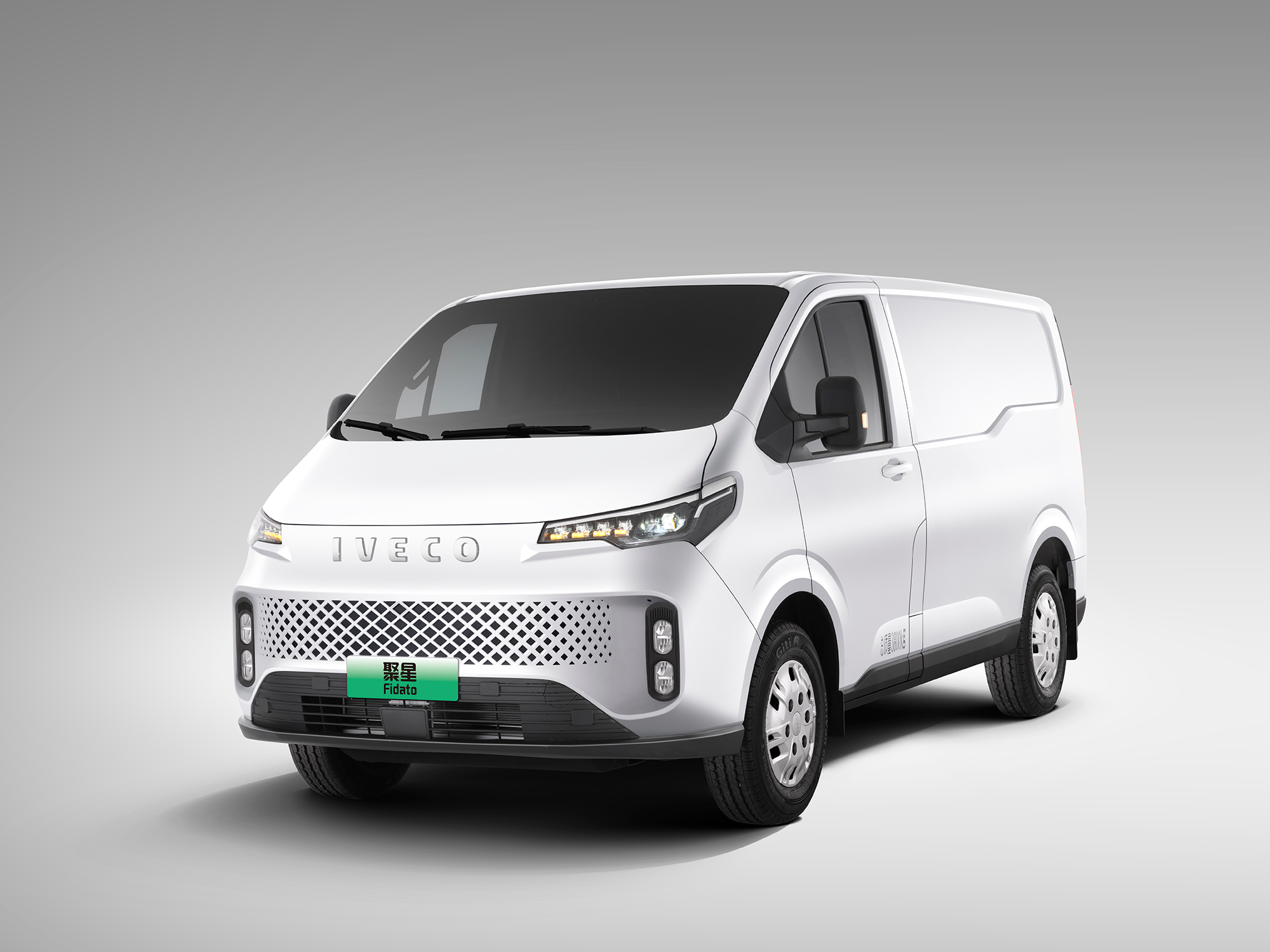 1788万元起依维柯聚星ev系列上市