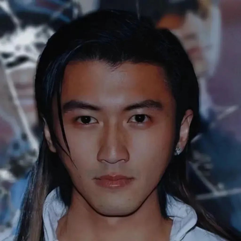 中国男人的下巴,快比女人还尖了