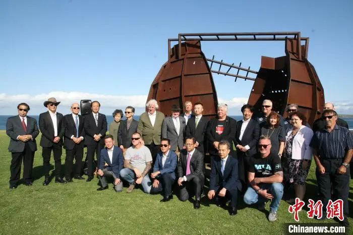 在港口,纪念85年前的先辈友谊→|澳大利亚_新浪财经_新浪网