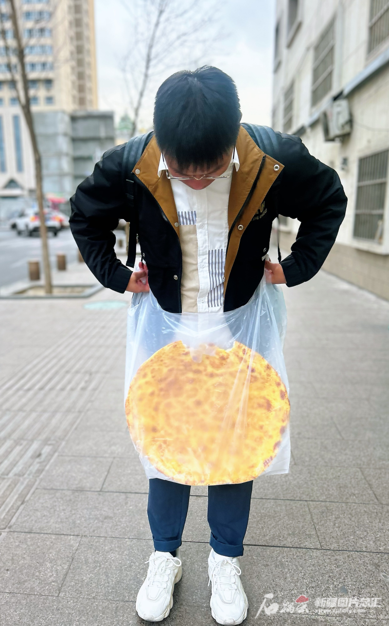 石榴云/新疆日报记者 张冰倩摄