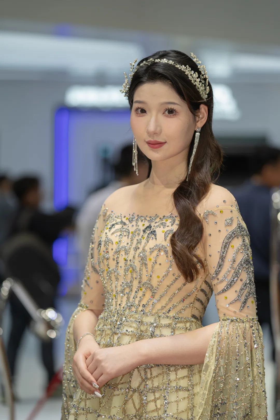 2023广州车展模特高清图-新浪汽车