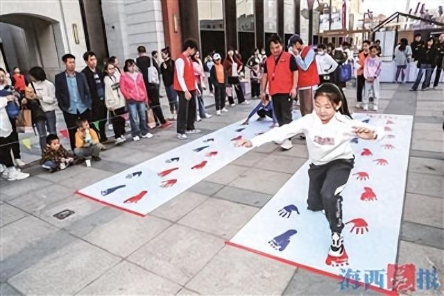 市民积极参与社区运动会总决赛。记者 唐光峰 摄