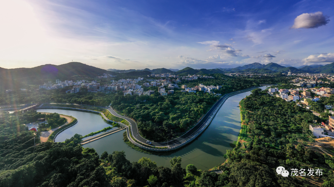 风景优美,景色宜人的高州市根子镇元坝村.陈兆武&nbsp;摄