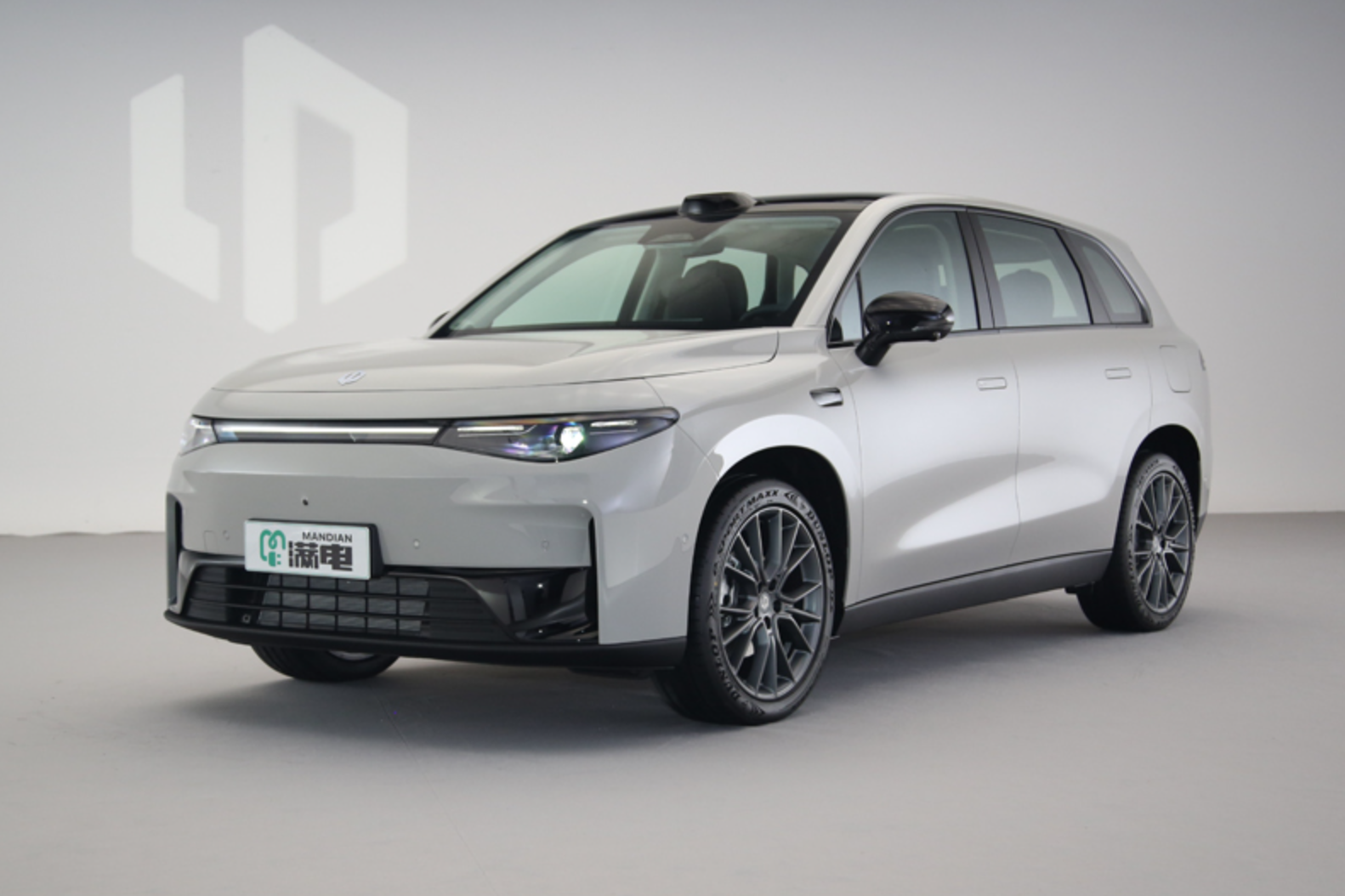 零跑汽车周颖:c10是年轻家庭更理想的车-新浪汽车